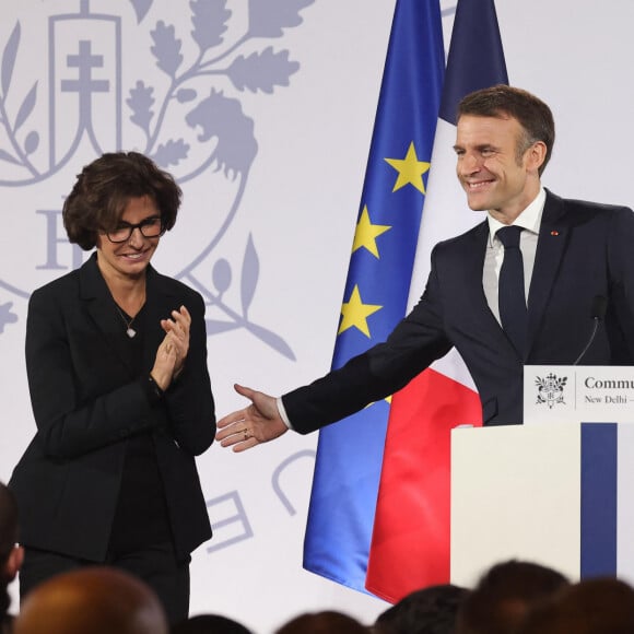 Rachida Dati, ministre française de la Culture et le président français, Emmanuel Macron - Le président de la République française E.Macron prononce un discours lors de la réception donnée en l'honneur de la communauté française à New Delhi, le 26 janvier 2024, dans le cadre de son voyage officiel en Inde. Le chef de l'Etat est en Inde du 25 au 26 janvier 2024 pour participer en tant qu’invité d’honneur à la fête de la Constitution indienne, "Republic Day", le 26 janvier, sur l’invitation du Premier ministre indien N.Modi. © Dominique Jacovides / Bestimage  The President of the French Republic E. Macron delivers a speech during the reception given in honor of the French community in New Delhi, January 26, 2024, as part of his official trip to India. The Head of State is in India from January 25 to 26, 2024 to participate as guest of honor in the Indian Constitution Day, "Republic Day", on January 26, at the invitation of the Indian Prime Minister N.Modi. 