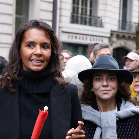 Karine le Marchand et Sandra Sisley - Marche pour la République et contre l'antisémitisme à Paris le 12 novembre 2023. © Denis Guignebourg / Bestimage