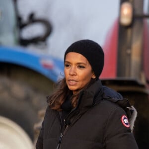 Karine Le Marchand soutient les agriculteurs sur le barrage de l'Autoroute A4 à hauteur de Jossigny en Seine et Marne le 29 Janvier 2024. © Jeremy Melloul - Pierre Perusseau / Bestimage