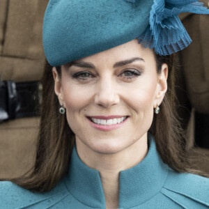 La colonelle Catherine (Kate) Middleton, princesse de Galles, à l'assemblée annuelle des Irish Guards Parade de la St Patrick à Mons Barracks à Aldershot, le 17 mars 2023. Catherine (Kate) Middleton, princesse de Galles, a récemment été nommée colonelle de l'Irish Guards par le roi d'Angleterre. 