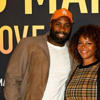 Teddy Riner recordman lancé vers les JO de Paris 2024 : moment adorable avec sa fille Ysis, multitâches pour aider son père