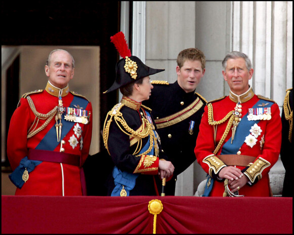 Le Duc d'Edimbourg, la princesse Anne, Harry et son père Charles - Cérémonie "Trooping of the Colour" en 2006