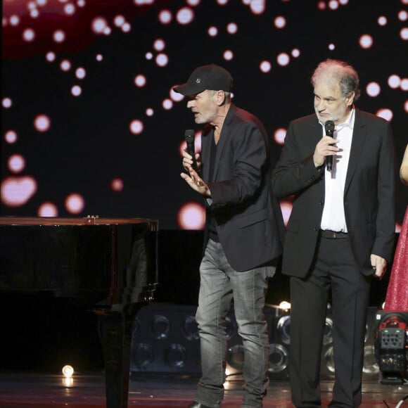 Laurent Baffie, Raphaël Mezrahi, Haylen lors de la 10ème nuit de la déprime aux Folies Bergère à Paris le 5 février 2024. © Jack Tribeca / Bestimage