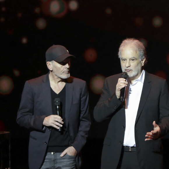 Une soirée de la déprime présentée par Raphaël Mezrahi et Laurent Baffie
 
Laurent Baffie, Raphaël Mezrahi lors de la 10ème nuit de la déprime aux Folies Bergère à Paris le 5 février 2024. © Jack Tribeca / Bestimage