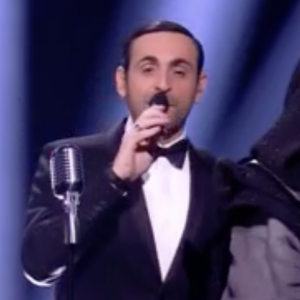 Ni même quand ils retrouveront les plateaux d'enregistrement de TF1, la date de début de diffusion n'ayant pas encore été communiquée.
Camille Combal - Finale de Mask Singer.