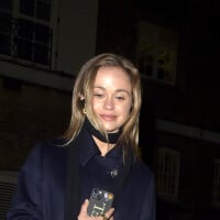 Harry et William, une cousine très embarrassante : Amelia Windsor défile en culotte en pleine crise familiale