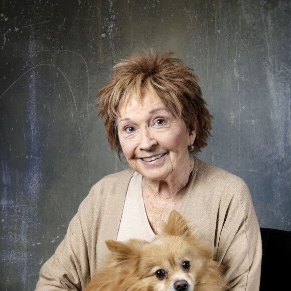 Portrait de Marion Game avec son chien Malcom le 28 janvier 2022 en marge de l'enregistrement de l'émission "Chez Jordan" © Cédric Perrin / Bestimage