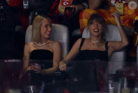 Taylor Swift était présente au stade pour l'encourager

Taylor Swift au Super Bowl.(Credit Image: © Charles Baus/Cal Sport Media)