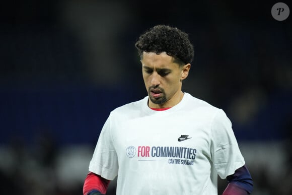 "On verra qui va se chier dessus... J'espère que l'on va se rencontrer rapidement.", conclut le frère de Marquinhos
 
Marquinhos (5) (Paris St Germain (PSG)) - Match de football en ligue 1 Uber Eats : Le PSG (Paris Saint-Germain) l'emporte 3 - 1 face à Metz au Parc des Princes à Paris le 20 décembre 2023. © Glenn Gervot / Panoramic / Bestimage