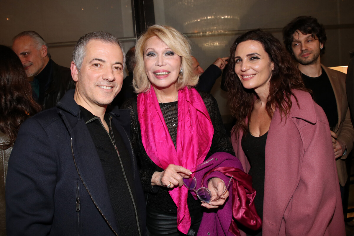Photo : Exclusif - Amanda Lear entre Bruno Putzulu et sa femme Suzana