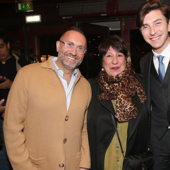 Exclusif - Annie Grégorio entre son mari David Grégorio et le directeur du théâtre Geoffrey - Générale de la Pièce " L'argent de la vieille " au Théâtre Libre à Paris, France. Le 15 Février 2024. © Bertrand Rindoff / Bestimage 