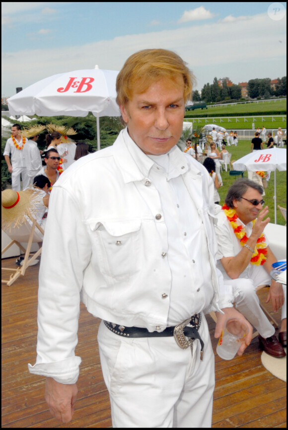Il s'était imposé comme une figure de la mode des années 80
Claude Montana - Garden des Rois à l'hippodrome de Saint-Cloud