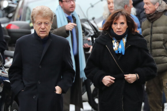 Francis Vandenhende et sa femme Denise Fabre - Arrivées aux obsèques de Michou en l'église Saint-Jean de Montmartre à Paris. Le 31 janvier 2020
