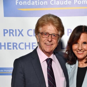 Denise Fabre et son mari Francis Vandenhende durant la soirée de la Fondation Claude Pompidou sur le toit terrasse de l'hôtel Aston La Scala après la remise du prix 2018. Cette année, c'est le professeur Guylène Page du CHU de Poitiers qui a reçu le chèque de 100000 euros pour le 9ième prix Claude Pompidou pour la recherche sur la maladie d'Alzheimer à la Fondation Claude Pompidou à Nice, France, le 14 septembre 2018. © Bruno Bebert-LMS/Bestimage