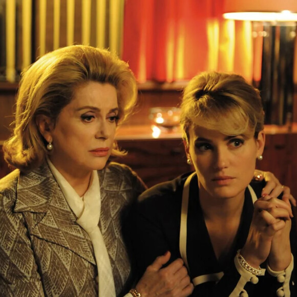 Judith Godrèche, Catherine Deneuve dans le film "Potiche" de François Ozon.