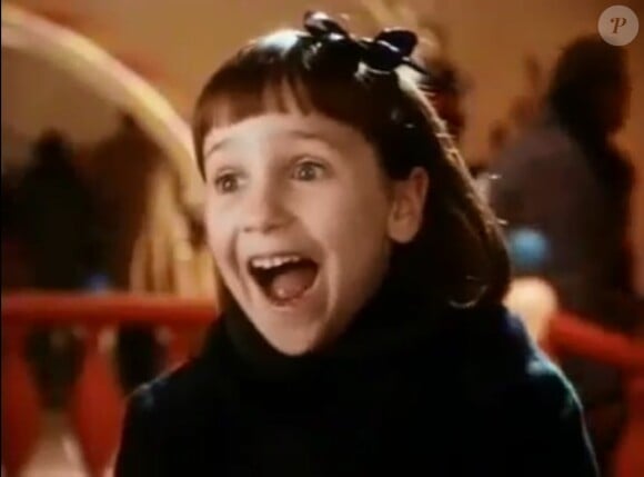 Devenant ainsi une enfant star.
Mara Wilson lorsqu'elle était enfant dans le film "Miracle sur la 34e rue"