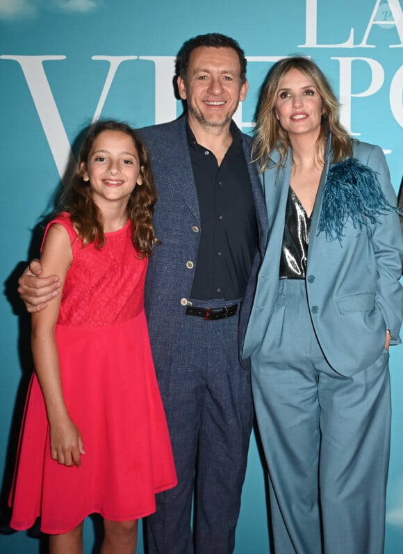 Dany Boon avec sa fille Sarah et sa compagne Laurence Arné - Avant-première du film "La Vie pour de vrai" au cinéma Pathé Wepler à Paris le 18 avril 2023. © Coadic Guirec/Bestimage