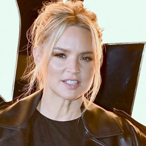 Les amoureux ont dû laisser leur petit Hiro, né 28 août dernier, pendant quelques heures.
Virginie Efira - Défilé Saint Laurent collection femme automne-hiver 2024-2025 lors de la Fashion Week à Paris (PFW) le 27 février 2024. © Olivier Borde / Bestimage