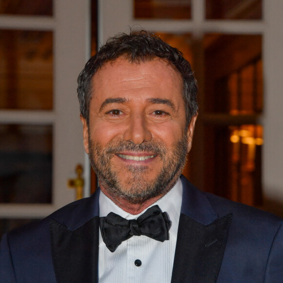 Exclusif - Bernard Montiel - Arrivées à la 11ème édition de la soirée Global Gift Gala à l'hôtel Four Seasons George V à Paris le 30 septembre 2023. © Alexandre Fay / Bestimage  Exclusive - No web en Suisse / Belgique Arrivals at the 11th Global Gift Gala at the Four Seasons George V Hotel in Paris on 30 September 2023. 