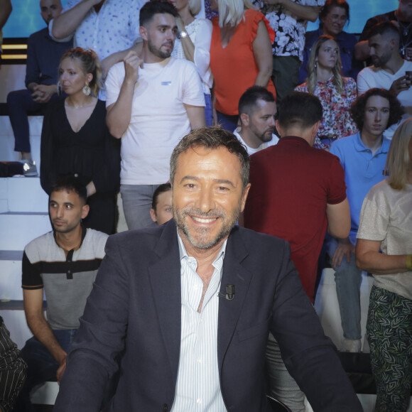 Bernard Montiel - Enregistrement de la dernière émission de la saison "TPMP (Touche Pas à Mon Poste)", présentée par C.Hanouna et diffusée en direct le 22 juin sur C8 © Jack Tribeca / Bestimage  Exclusive - No Web No Blog pour Belgique et Suisse 