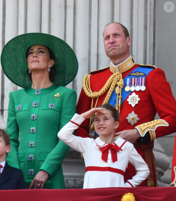 La princesse Charlotte, Kate Catherine Middleton, princesse de Galles, le prince William de Galles - La famille royale d'Angleterre sur le balcon du palais de Buckingham lors du défilé "Trooping the Colour" à Londres. Le 17 juin 2023  17 June 2023. The King, Charles III, becomes the first monarch in more than 30 years to take part in Trooping the Colour on horseback. The King rides from Buckingham Palace to Horse Guards and is joined on horseback by the royal Colonels - Prince of Wales, Colonel, Welsh Guards, the Princess Royal, Gold Stick in Waiting and Colonel, The Blues and Royals, Prince Edward, The Duke of Edinburgh. The Queen, Camilla, Catherine, Princess of Wales, the children, Prince George, Princess Charlotte, Prince Louis, are in open carriages. 