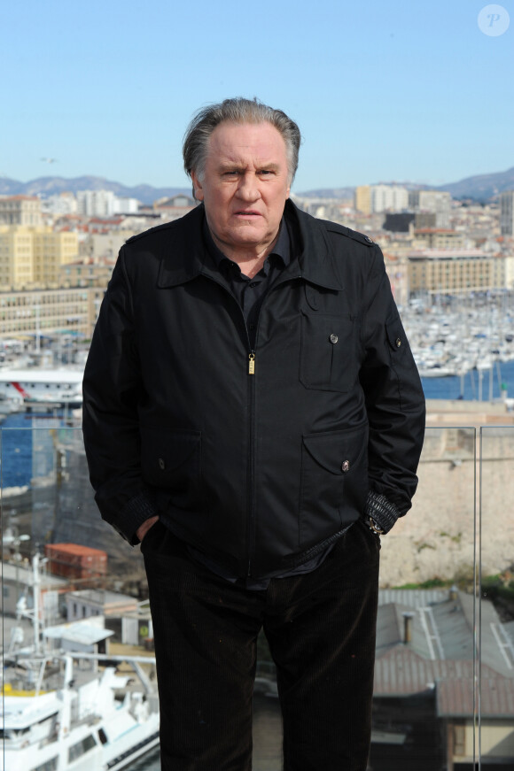 Gérard Depardieu durant le photocall organisé pour la présentation de la saison 2 de la série "Marseille" pour Netflix au Sofitel du Vieux Port à Marseille © Bruno Bebert / Bestimage