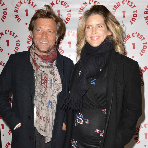 Laurent Delahousse et sa compagne Alice Taglioni (enceinte) lors d'une visite privée et d'un dîner de gala caritatif donné en faveur des actions de l'association "Un Rien C'est Tout" au musée Rodin à Paris. © Veeren/Bestimage 