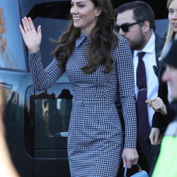 Catherine (Kate) Middleton, princesse de Galles, arrive pour visiter le Centre sur l'enfant en développement de l'Université Harvard de Cambridge à Boston, Massachusetts, Etats-Unis, le 2 décembre 2022. 