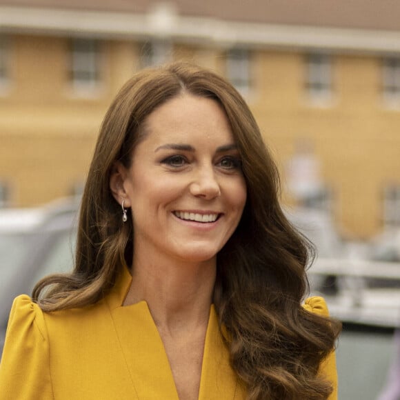 Catherine (Kate) Middleton, princesse de Galles, visite la maternité du Royal Surrey County Hospital à Guildford, le 5 octobre 2022. Sa venue a pour objectif d'en savoir plus sur le soutien holistique qu'il offre aux femmes enceintes et aux nouvelles mères pour s'assurer qu'elles reçoivent les meilleurs soins possibles tout au long et au-delà de leur grossesse. 