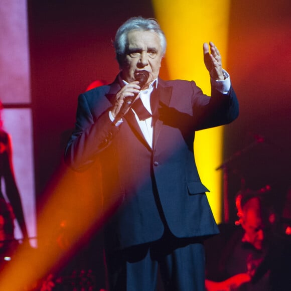 Il achève sa tournée d'adieu ce week-end à Paris La Défense Arena.
Exclusif - Michel Sardou - Ultime concert de Michel Sardou pour la dernière date de son spectacle "La dernière danse" à la Seine Musicale à Boulogne-Billancourt le 12 avril 2018. Le chanteur a rassemblé plus de 400 000 spectateurs pour une tournée de 82 concerts. © Pierre Perusseau/Bestimage 