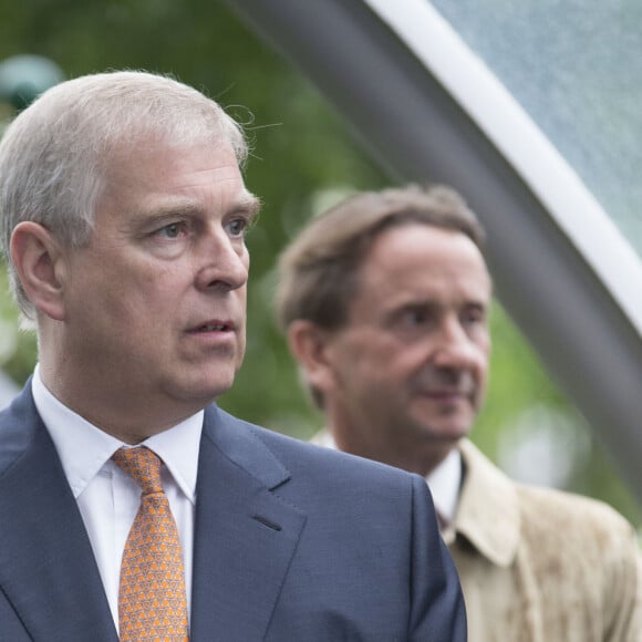 Le prince Andrew, duc d'York, lors de la présentation des "King George VI and Queen Elizabeth Stakes" à Ascot, le 29 juillet 2017. 