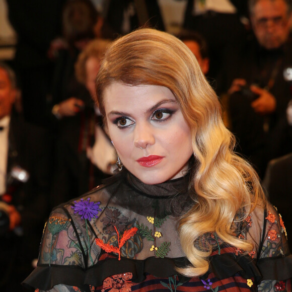 Béatrice Martin (Coeur de pirate) - Montée des marches du film "Juste la fin du monde" lors du 69ème Festival International du Film de Cannes. Le 19 mai 2016. © Olivier Borde-Cyril Moreau/Bestimage 