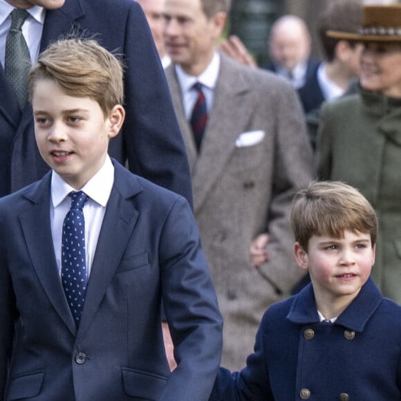 Le prince George de Galles, Le prince Louis de Galles, Mia Tindall, - Messe de Noël à Sandringham, 25 décembre 2023