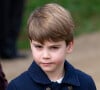 Les six ans du prince Louis vont-ils être gâchés par les scandales autour de la famille royale ? 
Le prince Louis de Galles - Les membres de la famille royale britannique lors de la messe du matin de Noël en l'église St-Mary Magdalene à Sandringham.
