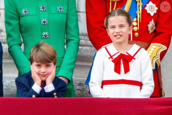 Le prince Louis, la princesse Charlotte de Galles - La famille royale d'Angleterre sur le balcon du palais de Buckingham lors du défilé "Trooping the Colour" à Londres. Le 17 juin 2023