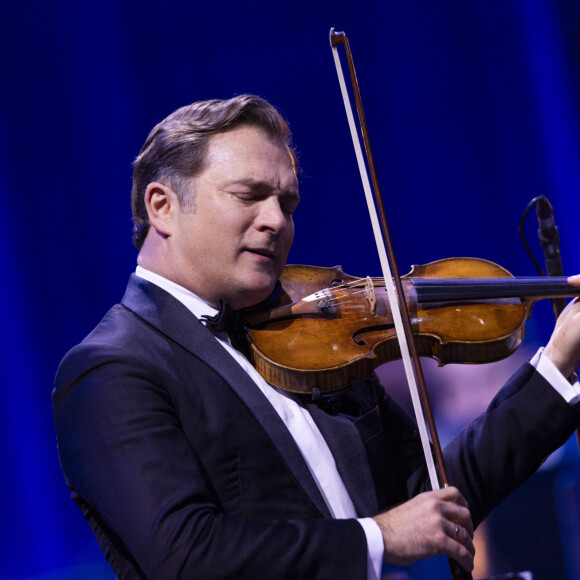 L'artiste a joué de son archet sur la scène de l'Olympia.
Exclusif - Renaud Capuçon - Concert de Renaud Capuçon à l'Olympia de Paris, le 10 mars 2024. © Moreau-Tribeca/Bestimage