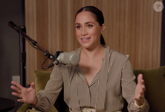 Meghan Markle, duchesse de Sussex, enregistre des podcasts pour Spotify. Mais depuis le 15 juin 20023, Spotify a annoncé mettre fin au contrat passé avec le prince Harry et Meghan Markle. 