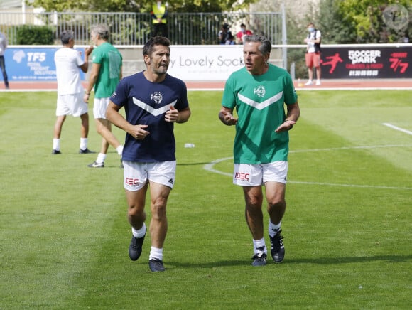 Bixente Lizarazu, Claude Puel - Match de football entre le Variétés Club de France et l'équipe du Centre Hospitalier Poissy / Saint-Germain-en-Laye au profit de la fondation Hôpitaux de Paris - Hôpitaux de France présidée par B.Macron. au stade Léo-Lagrange de Poissy, le 6 septembre 2020. Le coup d'envoi a été donné par C.Lara et H.Ben Arfa. © Marc Ausset-Lacroix/Bestimage 