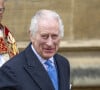 Il a notamment pris note de tous les messages de soutien et d'encouragement que les fans présents lui transmettaient
Le roi Charles III d'Angleterre et Camilla Parker Bowles, reine consort d'Angleterre - Les membres de la famille royale britannique arrivent à la chapelle Saint-George pour assister à la messe de Pâques. Windsor, le 31 mars 2024. 