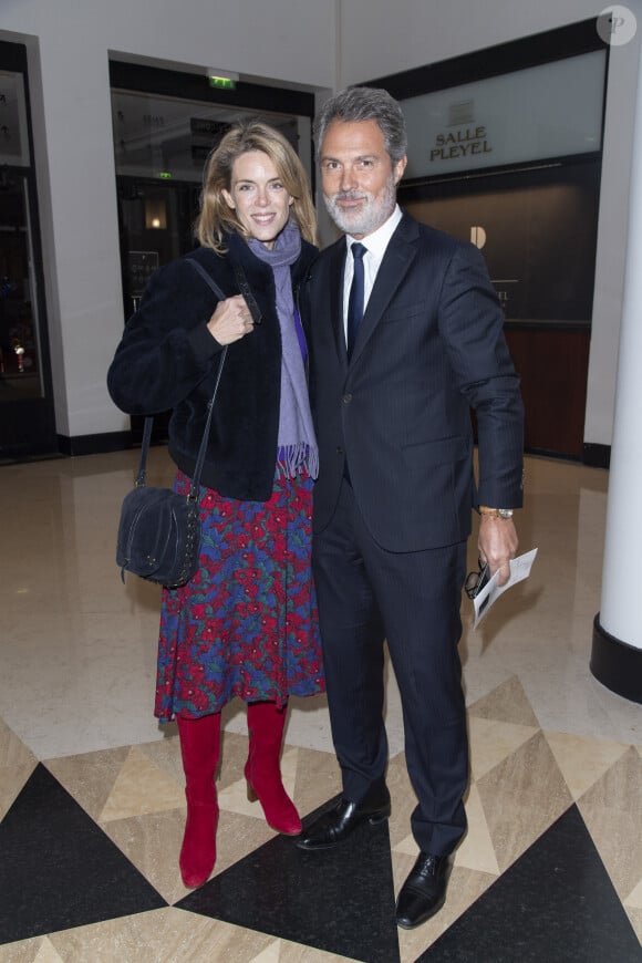 Julie Andrieu et son mari Stéphane Delajoux - Photocall de la représentation de "Dream Compagnie Julien Lestel" à la salle Pleyel à Paris le 16 janvier 2020. © Coadic Guirec-Pierre Perusseau/Bestimage