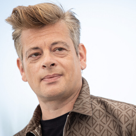 Benjamin Biolay est souvent considéré comme un tombeur. Retour sur les femmes de sa vie.
Benjamin Biolay assiste au photocall du jury de la section "un certain regard" lors du 75e festival annuel du film de Cannes au Palais des Festivals à Cannes, France. Photo de Shootpix/ABACAPRESS.COM
