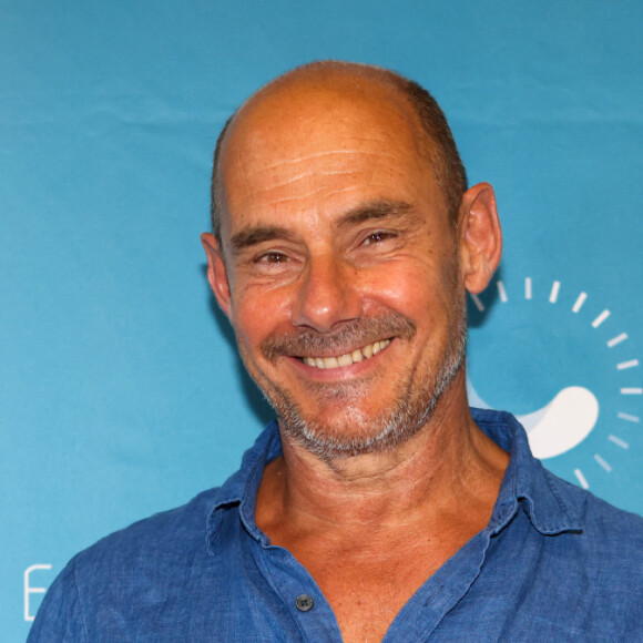 Et il n'est pas prêt de changer ! 
Bernard Campan au cinéma l'Eden à Pauillac pour la présentation du film "La Dégustation" du réalisateur I.Calbérac - "Les Vendanges du 7ème Art", Festival International du Film en Médoc, à Pauillac, France, le 12 juillet 2022. © Jean-Marc Lhomer/Bestimage