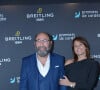 Et semblait ravi d'être à ses côtés. 
Kad Merad et sa femme Julia Vignali - Dîner de charité Breitling à la Samaritaine pour l'association "Premiers de Cordée" à Paris le 4 avril 2024.