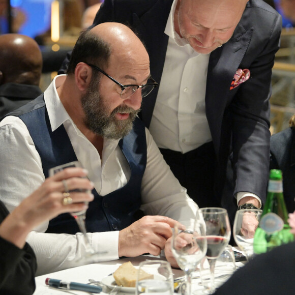 Kad Merad - Dîner de charité Breitling à la Samaritaine pour l'association "Premiers de Cordée" à Paris le 4 avril 2024.