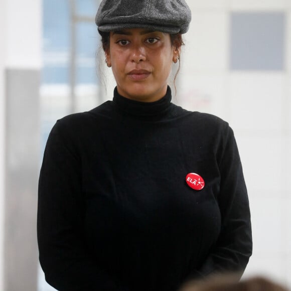 Exclusif - La chanteuse française Amel Bent lors de la lecture de la dictée ELA, avec le texte "Un monde sans frontières" de Sabyl Ghoussoub, prix Goncourt des Lycéens 2022. © Christophe Clovis/Bestimage