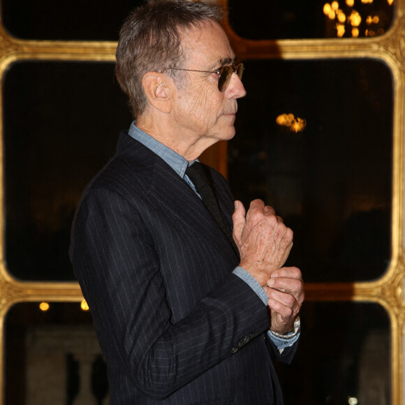 Alain Chamfort a reçu le décoration de Commandeur dans l'Ordre des Arts et des Lettres le 30 octobre 2019.  Photo par Jerome Domine/ABACAPRESS.COM