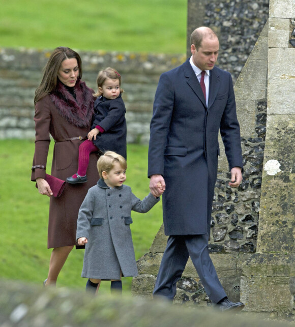 Le prince William, duc de Cambridge, Catherine (Kate) Middleton, duchesse de Cambridge, le prince George de Cambridge et la princesse Charlotte de Cambridge.