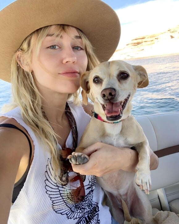 Miley est devenue vegan après qu'un coyote a tué son chien.© Instagram mileycyrus