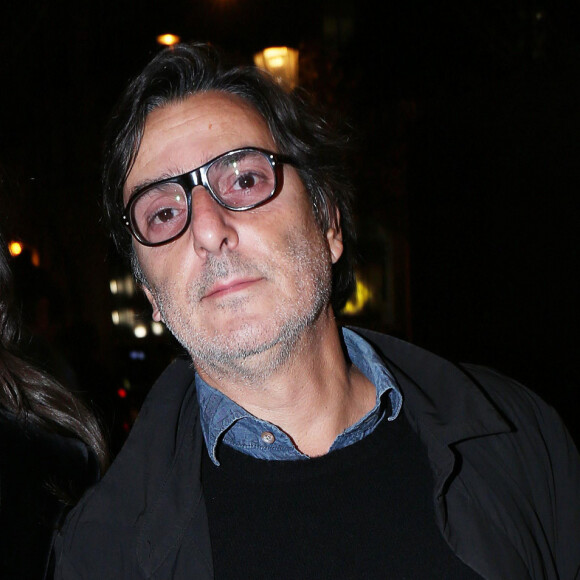 Yvan Attal et sa compagne Charlotte Gainsbourg - Arrivée des people à l'avant-première du film "Mon chien stupide" au cinéma UGC Normandie à Paris, le 22 octobre 2019. © Jonathan Rebboah/Panoramic 