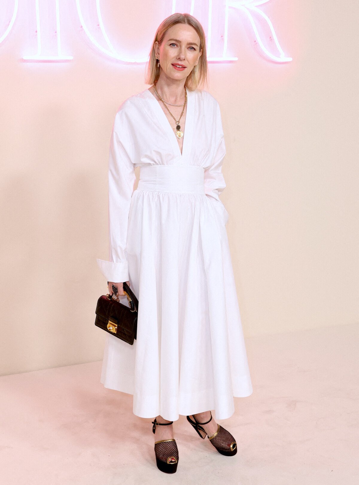 Photo Naomi Watts D Fil Automne Hiver 2024 2025 Christian Dior 7678221 Naomi Watts Defile Automne Hiver 2024 1200x0 2